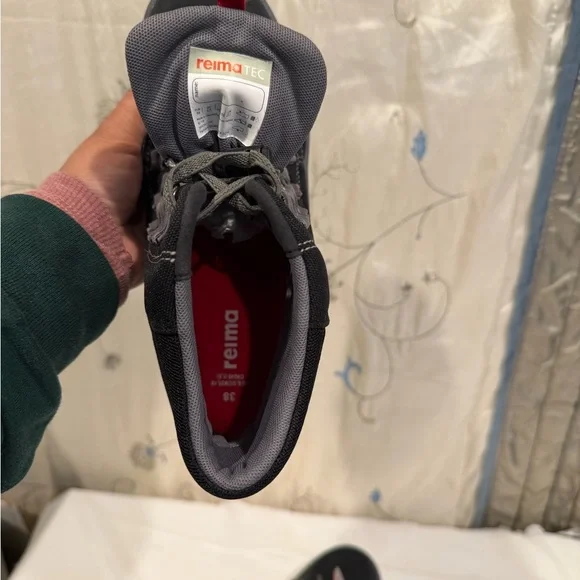 Stylish Black Ankle Boots - Picture 8 of 9